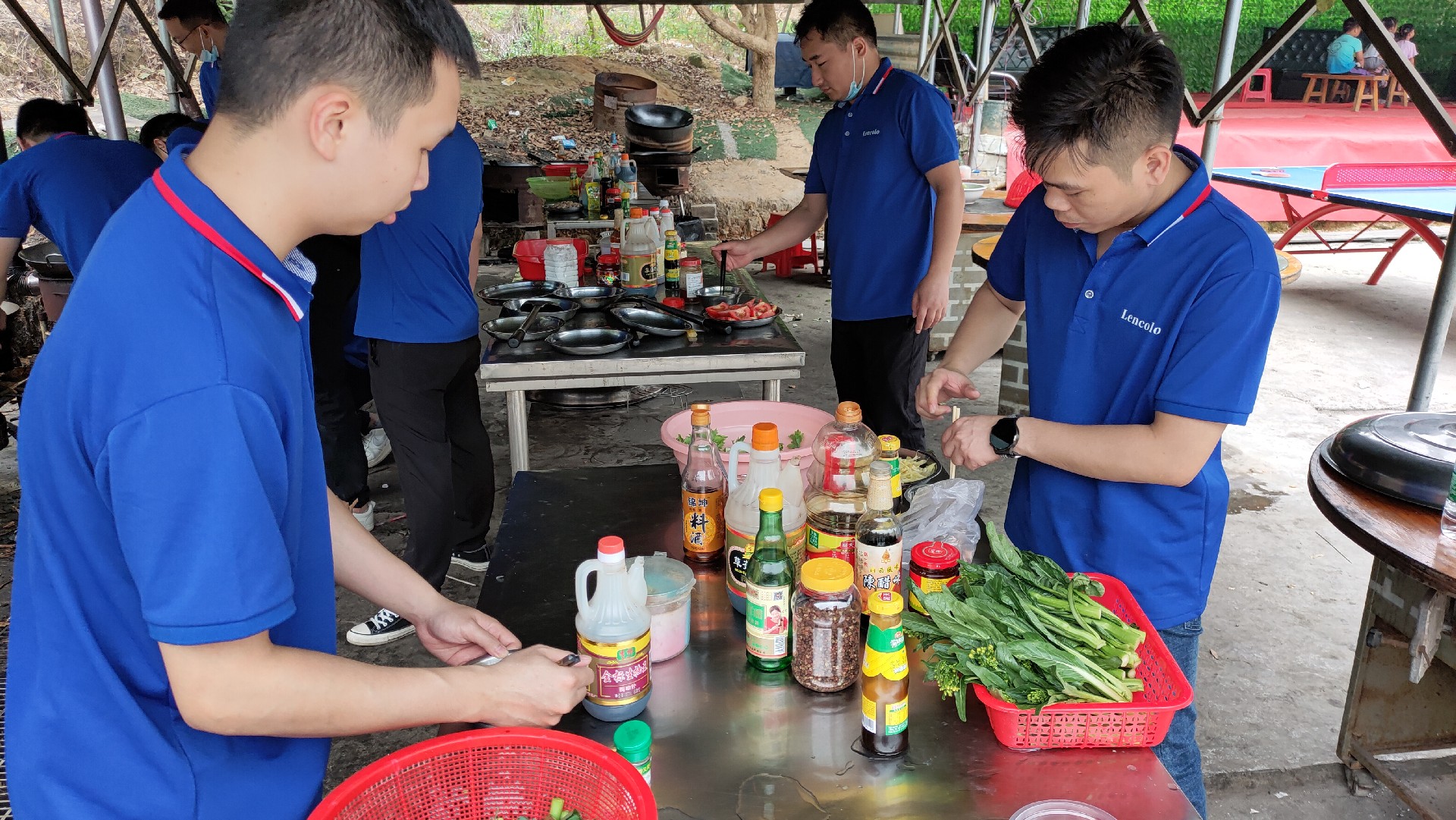 松湖騎行，穿樹飛花；農(nóng)家休閑，擁抱自然