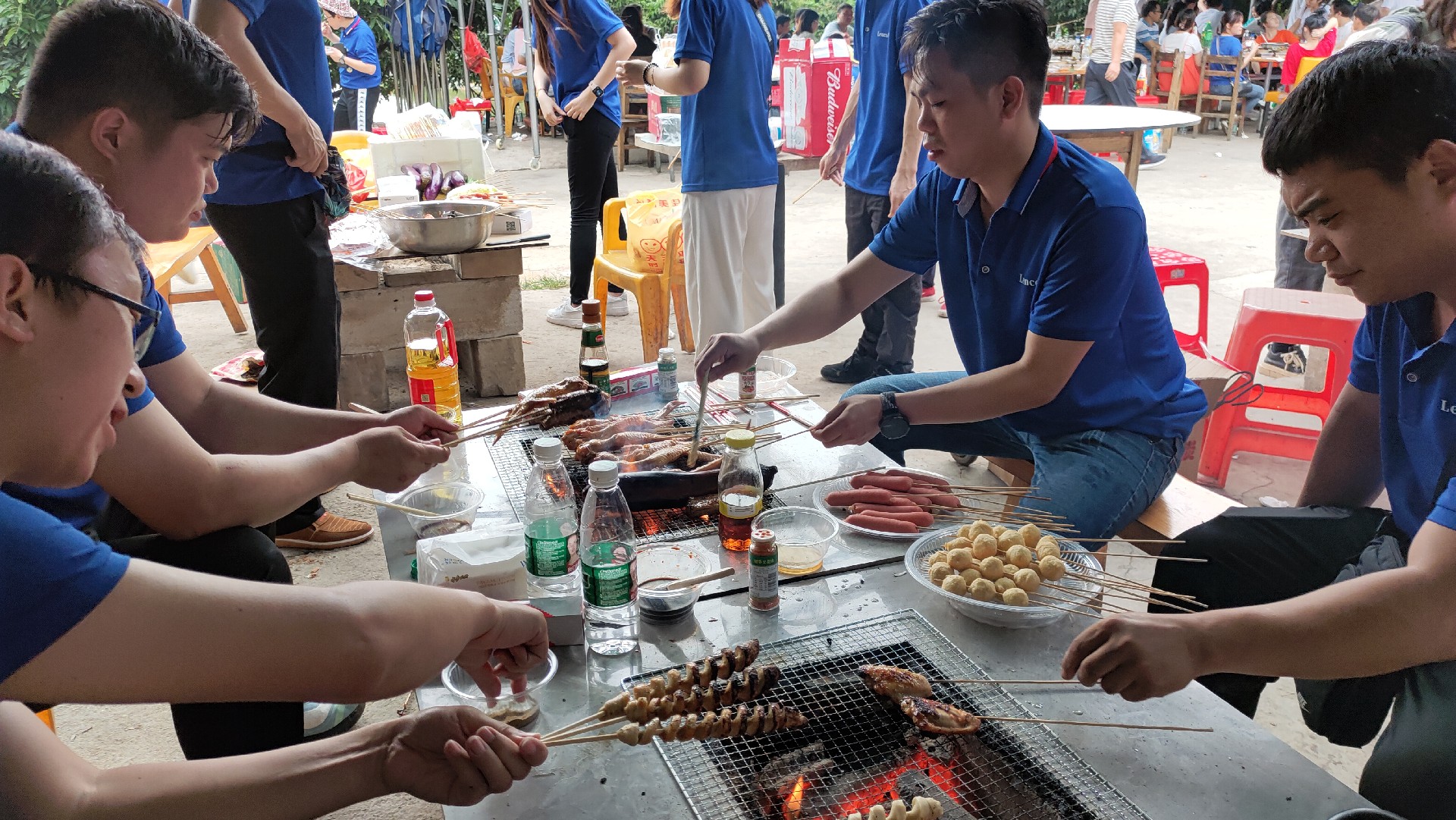 松湖騎行，穿樹飛花；農(nóng)家休閑，擁抱自然